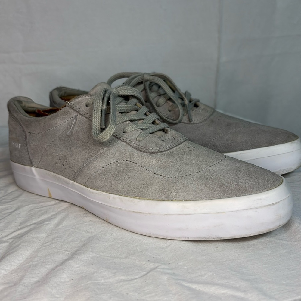 HUF Men’s Cromer 2  Grey Suede Skate Shoes Size 8.5